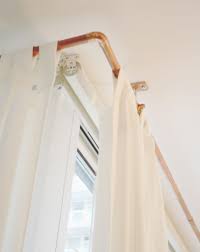 Let There Be Light Tringles A Rideaux Faits Maison Rideaux Faits Maison Home Deco Diy
