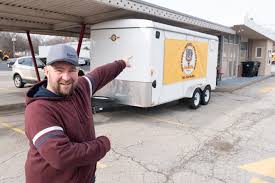 DJ's Catering in Topeka adding a restaurant to its popular food truck