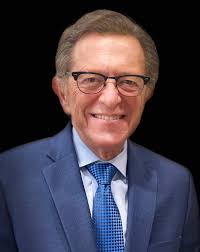 Local Surgeon Receives National Award for Excellence in Community Service