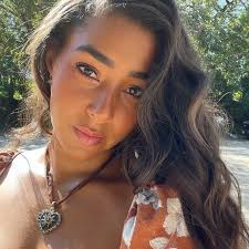 Lana Warner (@lanalahara) • Instagram photos and videos