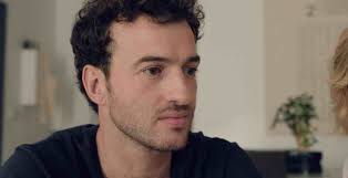 Plus belle la vie en avance du 25 octobre : Zoé prise au piège, Samuel sous  le choc (résumé et vidéo épisode 199 en avance)