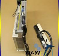 RELIANCE VZ3000 DIGITAL AC SERVO CONTROL DRIVE UVZC3202