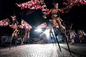 O nouă profeție a părintelui justin: Festivalul InternaÈional De Teatru De La Sibiu 2020 Anulat Va Fi CreatÄ O VariantÄ De Festival Online Cultura La DubÄ