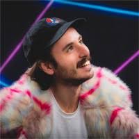 80+ "Santelli" profiles