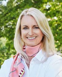 Bitte nehmen sie vorher kontakt auf. Immobilienmakler Wiesbaden Rheingau Christiane Schuch