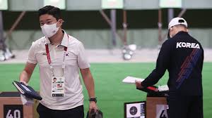 Born 24 september 1979) is a south korean sports shooter who competed at the 2004, 2008, 2012 and 2016 summer olympics. Shooting Emperor Jin Jong Oh Dropped Out Of The 10m Air Pistol Newsdir3
