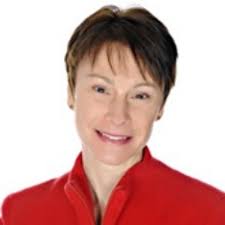 Lucy Curtis (@LMMCurtis)