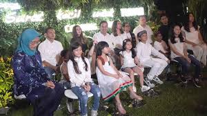 Aura kasih, avrilla sigarlaki, ben joshua and others. Resmi Dirilis Surat Kecil Untuk Tuhan Akan Tayang Serentak Di Hari Raya Warta Kota