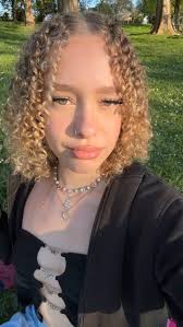 Nice place queen💐