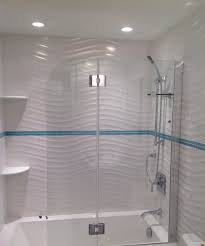 In the additional picture this tile is shown as an accent inside the blue talavera clay tile. Barretta Tile On Twitter Loving This White Contemporary Wave Tile The Blue Accent Tile Adds Just Enough Color To Pop The Room