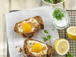 Oeuf Cocotte Creme Legere Et Saumon Recette Oeufs Cocotte Recettes De Cuisine Illustrees Et Recettes De Cuisine
