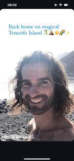 FRUTARIAN & RAW VEGAN GATHERING ON TENERIFE 🏝️🥭🍍🍊🍎🍉🍌🥒🍅🥑☀️🥰  Namaste dear Souls! 😊🙏🏻 I hope you have blessed Christmas days! ✨ Since  5 years, I live a fruit-based Lifestyle and just love it.