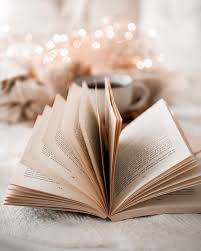 Pin By Patri On Books In 2020 Book Wallpaper Book Photography Book Aesthetic