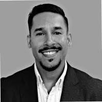 900+ perfiles de «Chris