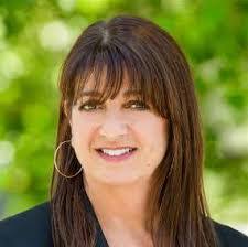 Pamela Greenhalgh's Instagram, Twitter & Facebook