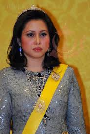(str / afp) kompas.com — jilian lauren pernah menjadi gundik pangeran jefri bolkiah dari brunei. Kisah Di Balik Perceraian Sultan Bolkiah Azrinaz Mazhar Kompasiana Com