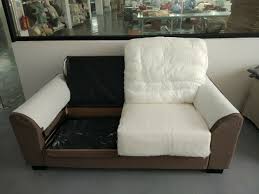 Acquista coperture per divani e poltrone. Tappezzeria Fai Da Te 101 Il Modo Piu Semplice Per Abbellire Il Tuo Divano