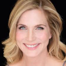 Julie Lancaster (@castercat)