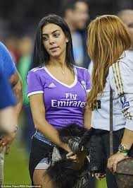 Ronaldo de assis moreira (n. Foto Cine Este Georgina Rodriguez Prietena Lui Cristiano Ronaldo TanÄra De 23 De Ani A AnunÅ£at CÄ Este InsÄrcinatÄ Cu Copilul Fotbalistului