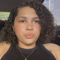 Ariel Raven's Instagram, Twitter & Facebook