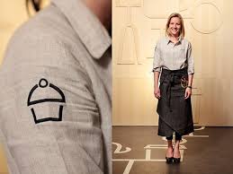 Aschan Deli Is An Urban Quick Stop For Breakfast Lunch Snack Or Coffee The Aim Was To Create A Concept That Restaurant Uniforms Cafe Uniform Uniform Design