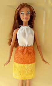 Sherlly mengungkapkan, ada sedikit kesulitan saat membuat barbie aesan gede ini, seperti saat try and eror dari pemilihan desain baju, hingga gagal memodifikasi songket dengan kombinasi yang cocok. 75 Gambar Baju Barbie Yang Mudah Dibuat Paling Unik Modelbaju Id
