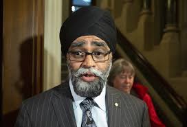 Defence Minister says he supported decision to suspend Mark Norman