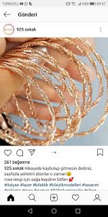 Esra T Adli Kullanicinin Accesories Panosundaki Pin Bileklik Canta