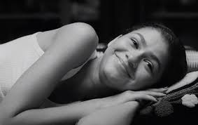 «малкольм и мари» (malcolm & marie), 2021. Malcolm And Marie Trailer Zendaya Enters Oscar Season With Netflix Indiewire
