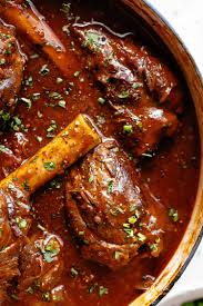 Sear the shanks in hot oil until well browned on all sides, then remove from pan and set aside. Braised Lamb Shanks Cafe Delites
