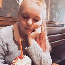 Georgia Barr (@GeorgiaBarr212)