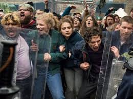 See more of come ti divento bella on facebook. E Domani Il Mondo Intero Su Netflix Trama Cast E Dettagli Sul Film Newsonline