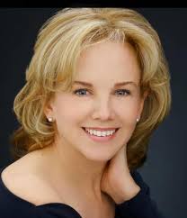 Amazon.com: Where Hollywood Hides: Intimate Interview with Actors, Writers,  Directors, Producers : Bob McCullough & Suzanne Herrera McCullough:  Hollywood Film and Television: Books