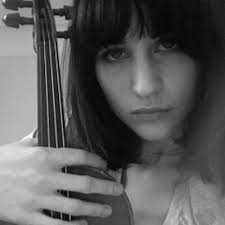 Gillian Rivers (@GillianRivers)