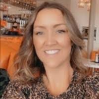 Emma Coll's Instagram, Twitter & Facebook