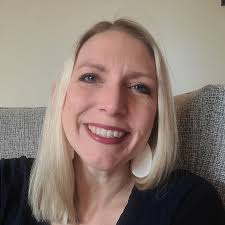 Jeri Blackwell's Instagram, Twitter & Facebook