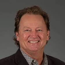 Scott Loveland's Instagram, Twitter & Facebook