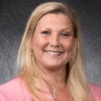 Keri Hooper's Instagram, Twitter & Facebook