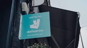 Confirmation that deliveroo will price its initial public offering (ipo) at the bottom end of its proposed price range has started to filter through from funds and city banks. Deliveroo To List On Lse With An Ipo Of 10 46 Billions