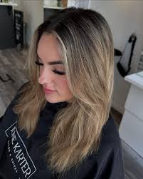 If you've been eyeing hand-tied extensions but have questions, you're not  alone! Here are some of the most common things we hear from clients: 💡 How  long do they last? Your move-ups