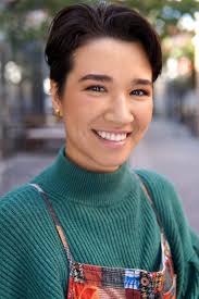 Michele Gould's Instagram, Twitter & Facebook