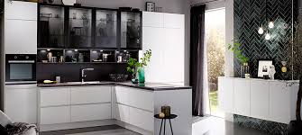 Las cocinas integrales pequeñas y modernas se han impuesto en las tendencias de decoración para las estancias más pequeñas. Cocinas Equipamiento De Diseno Y Calidad Gibeller