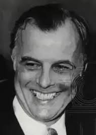 File:1970 Press Photo Laughing with friends