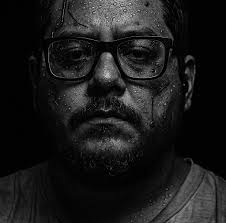 Sucios Rifa.. Blood comin out yo Speakers