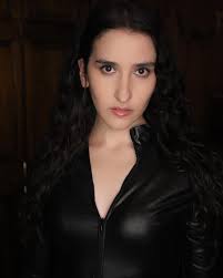 It's time for some new photos. I'm so looking forward to the future at the  moment!! Been grinding nonstop but it is all so worth it. Can't wait to see  what happens