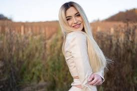 Weronika sowa (studentka prawa), nie zorientowała się, że istnieje coś takiego jak prawo autorskie. Uczestniczka Projekt Lady Pokazala Zdjecia Wersow Z Przeszlosci Szesc Lat Temu Wziely Udzial W Wyborach Miss