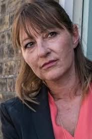 Holly Aird's Instagram, Twitter & Facebook