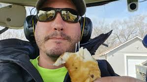 I wish I was better at identifying sucker fish.