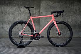 Nachdem Er Quasi Ohne Bremsleistung Und Mit Flatterndem Vorderrad Vom Timmelsjoch Abgefahren War Wollte Forums Nutzer Dig Rennrad Fahrrad Fahren Radfahren