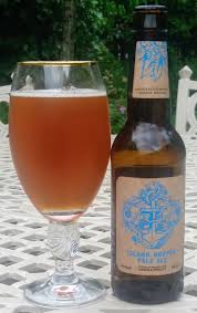 Island Hopper Pale Ale From Marks And Spencer From Windsor And Eton Brewery It Has A Wonderful Moist Stone Fruits And Resi British Beer Pale Ale Beer Bottle